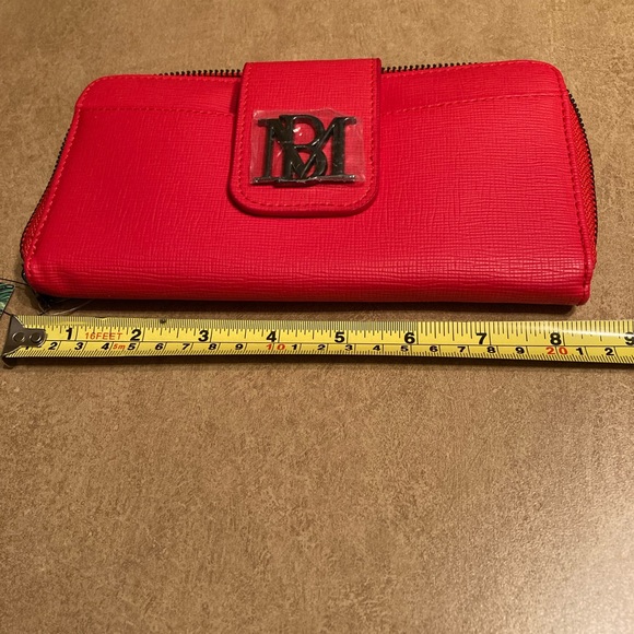 NWT Badgley Mischka zip wallet - Picture 2 of 4